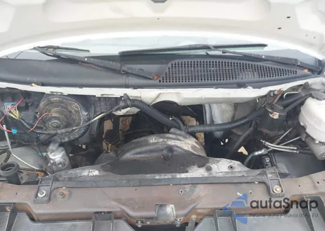 2011 Chevrolet Express 2500 Work Van z USA, uszkodzony, nr VIN 1GCWGGCA3B1127003